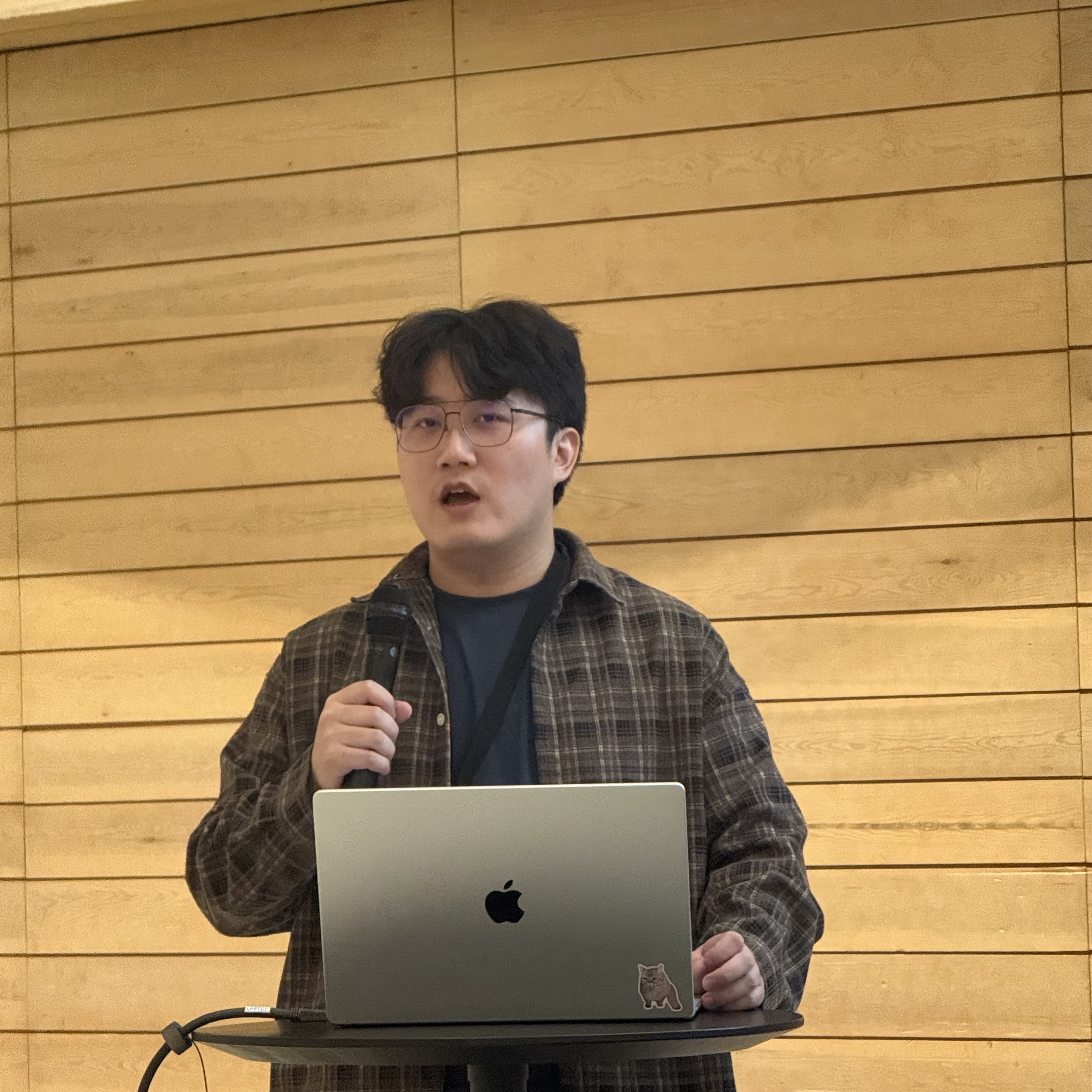 Photo of Baiqiao Zhang